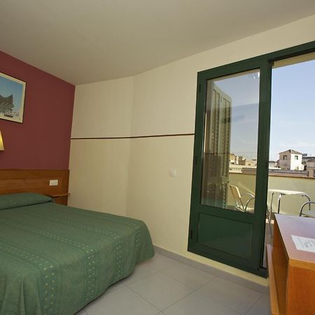 El Jardi Hotel Barcelona Room photo